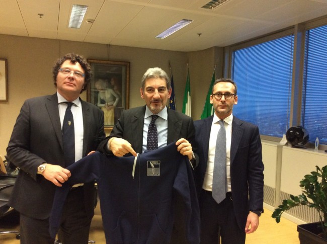 2016-02-17 consegna maglia Canottieri