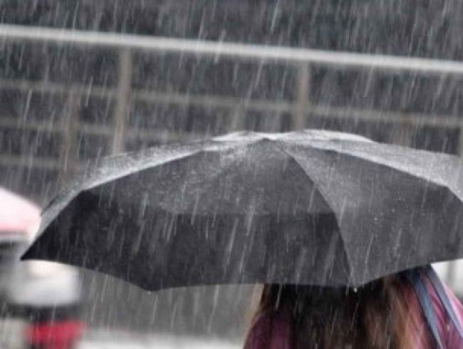 maltempo-pioggia-ombrello